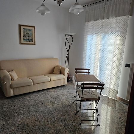 Appartamento I Girasoli กร็อตตาเย ภายนอก รูปภาพ